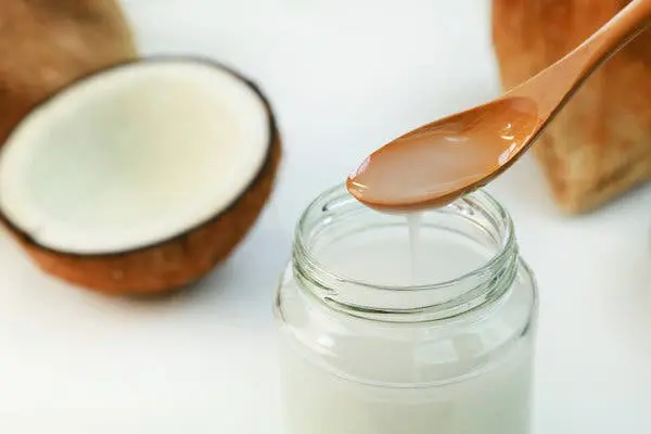 Coconut Oil VS MCT Oil: What’s The Difference?
