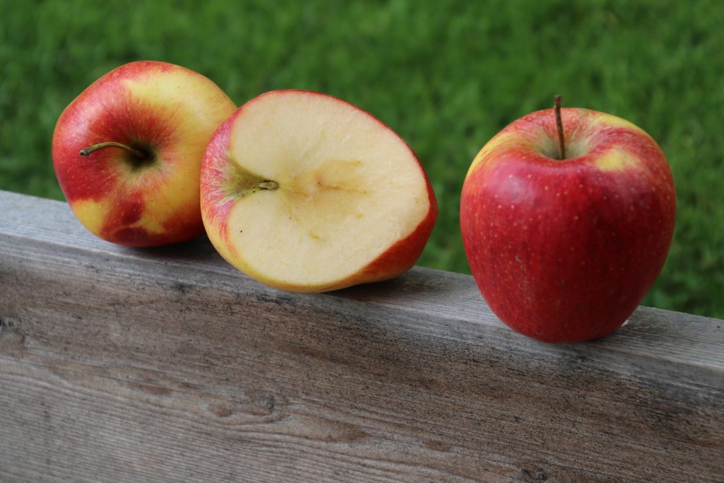 Soluble fiber apples