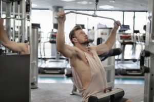 Man doing lat pulldowns