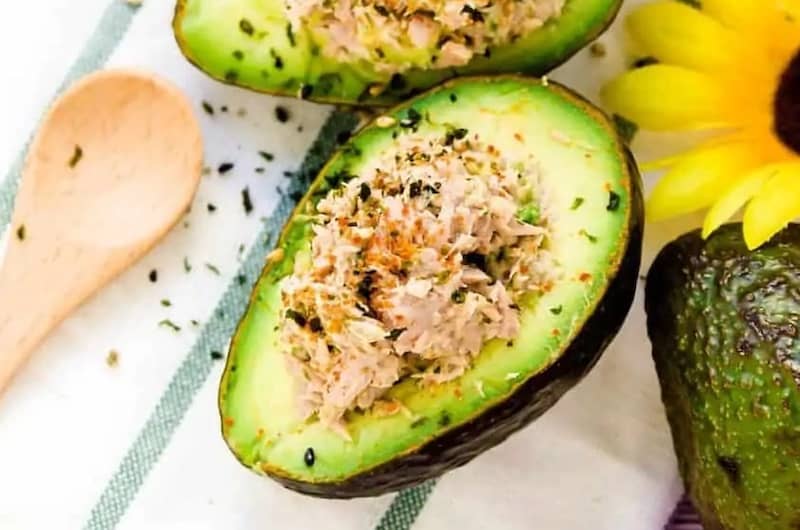 Avocado tuna bowls