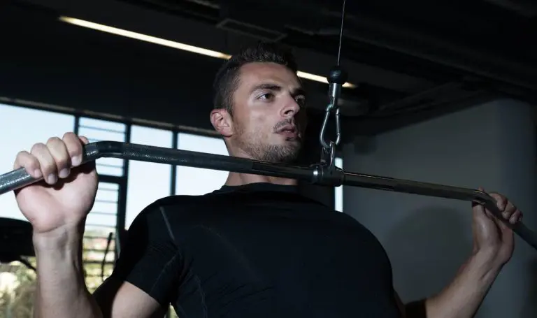 Man doing lat pulldowns